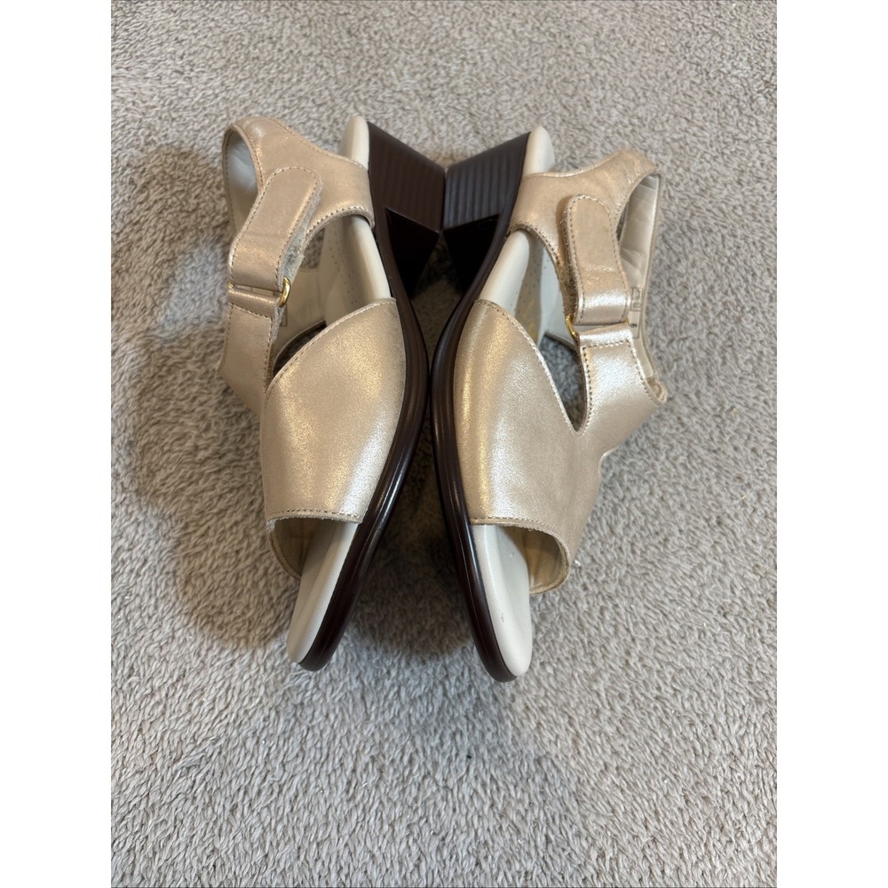 SAS Suntimer Heel Strap Sandals 6W Lusso Tripod Comfort Shimmer Tan Slingback - Picture 10 of 16